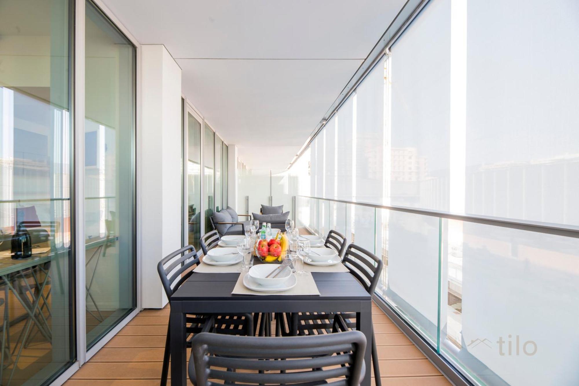 Apartment Waterfront Lux, 2 Bed Studio, Parking By Tilo